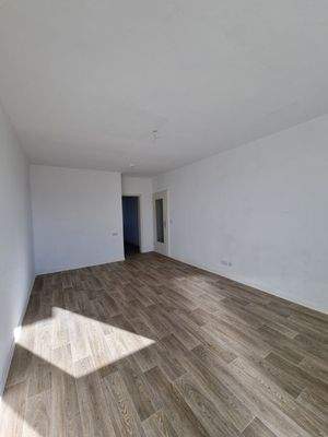 Muster - Wohnzimmer (ohne Seitenbalkon)