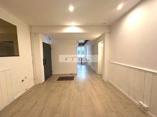 EG - Eingangsbereich Blickrichtung Kastellsgässchen