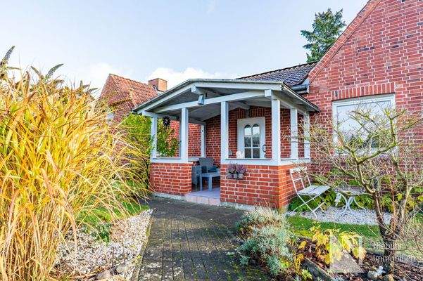 Hauszugang mit Überdachung