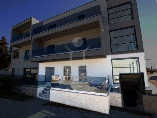 Neubauwohnung nur 50 m vom Meer entfernt