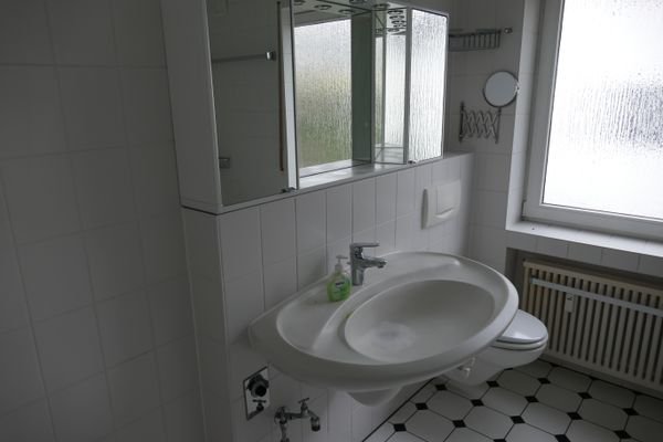 Badezimmer EG
