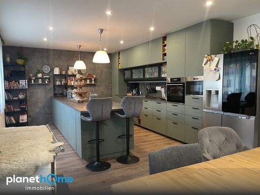 Kueche mit Essbereich