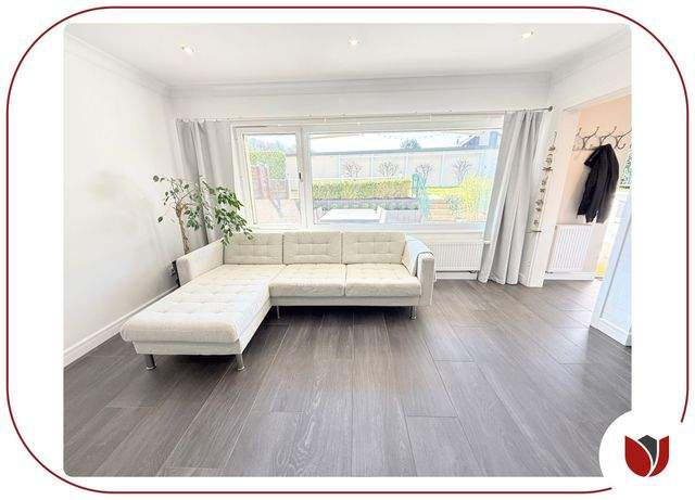 Möbliertes Apartment - Sonnenterrasse - Gartenanteil - Garage - Foto 3