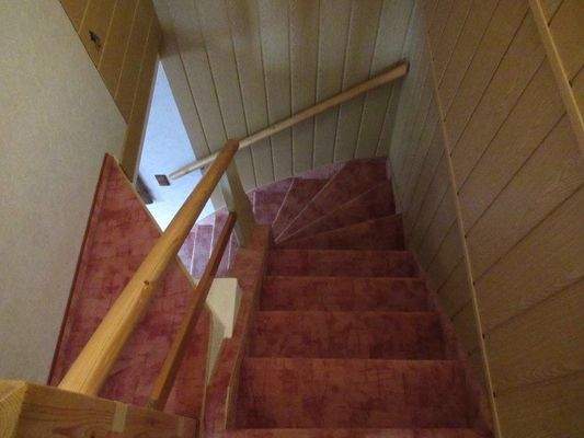 Treppe zum Obergeschoss