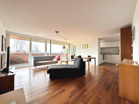 Wohn und Essbereich.jpg