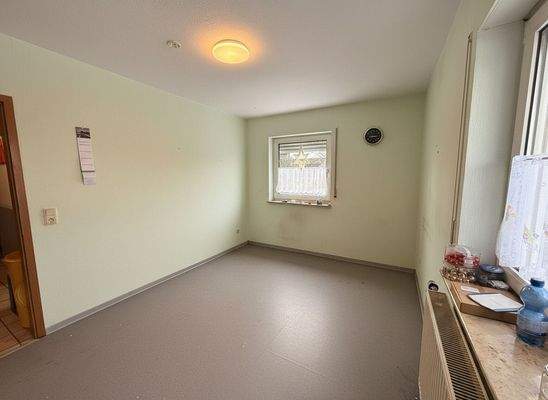 Esszimmer (KI generiert)