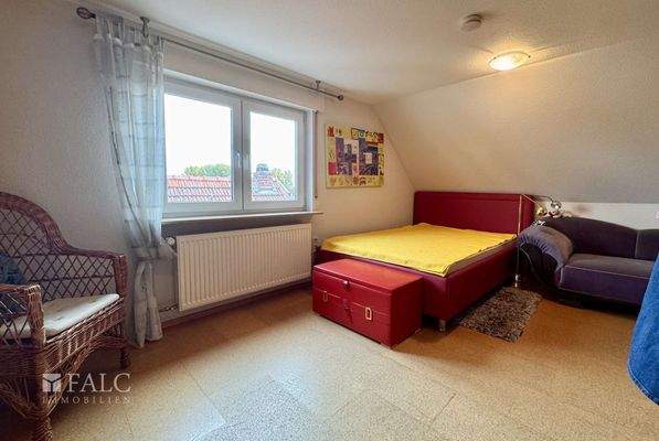 Dachgeschoss - weiteres Zimmer