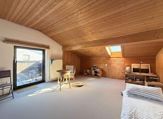 Schlafzimmer 1 & Ostbalkon