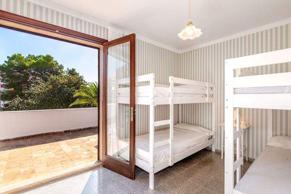 Eines von 4 Schlafzimmern