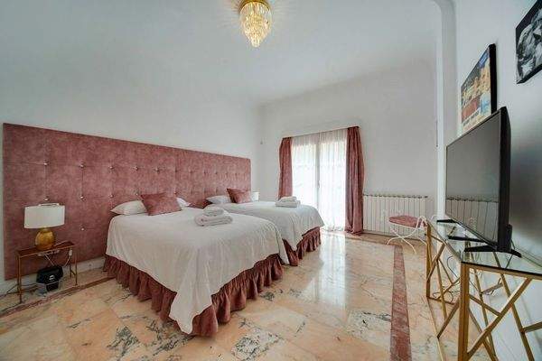 luxus-ferienvilla-son-vida-beverly-hills-059