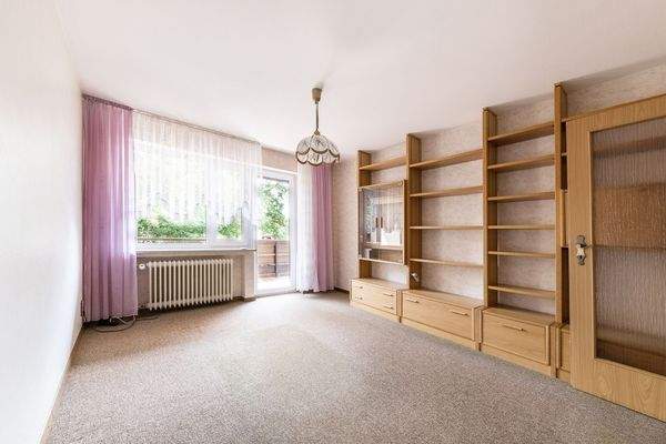 Jugendzimmer mit Balkonzugang