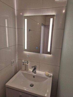 Spiegel mit Touchbeleuchtung