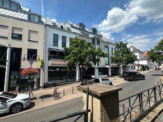 Frontansicht Gebäude