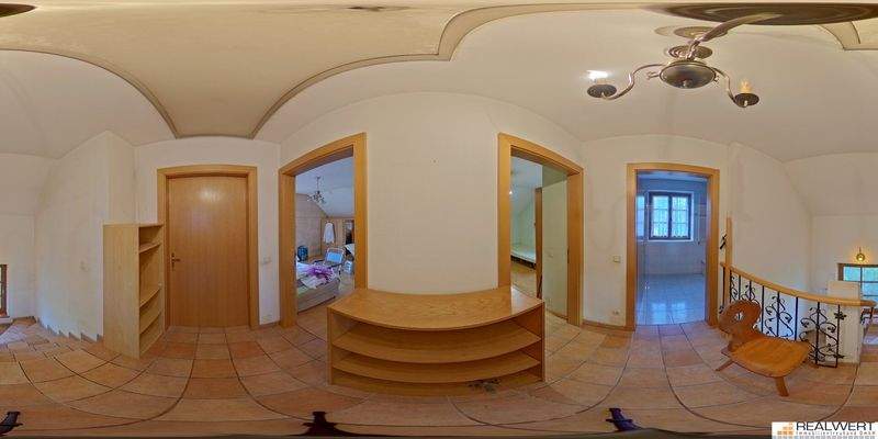 Stiegenaufgang OG 360