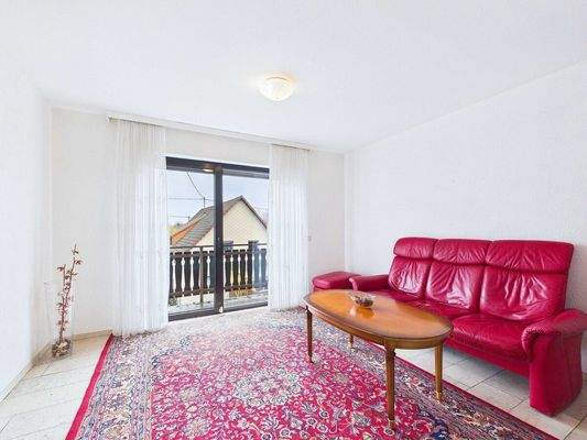 Vielseitiges Zweifamilienhaus in Wallerfangen 