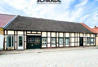 ...inkl. Torauffahrt