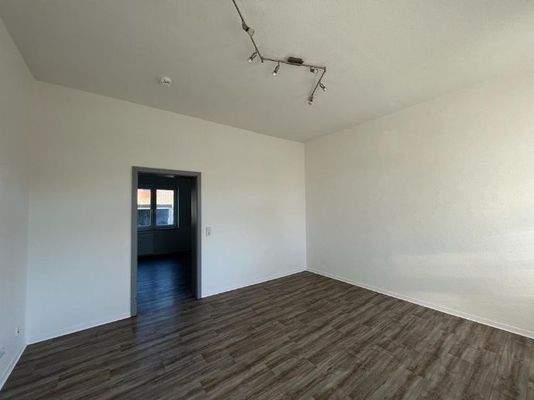 Wohn- und Schlafzimmer