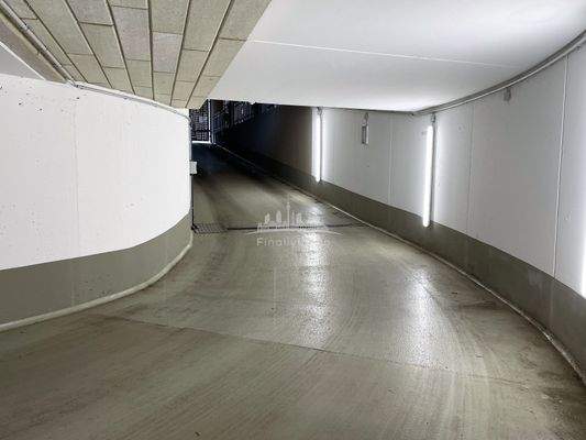 Tiefgaragenstellplatz Potsdam