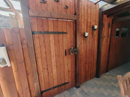 Eingang Werkstatt auf dem Hof