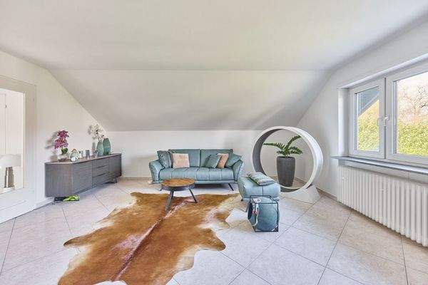 Helles Wohnzimmer Dachgeschoss 2