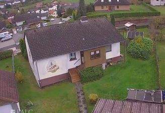 Drohenbild Hausvorderseite