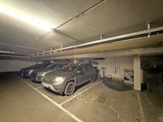 Tiefgaragenstellplatz