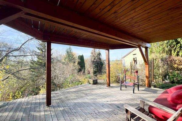 überdachte Terrasse