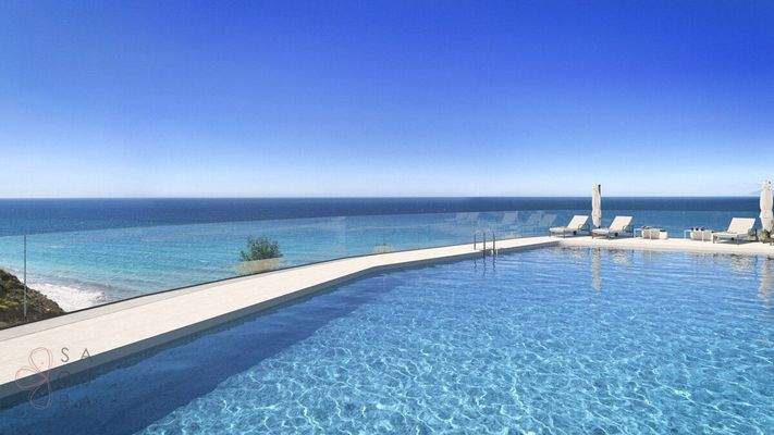 wsQIUmvccastillodeloslagoscam1_v4-scaled