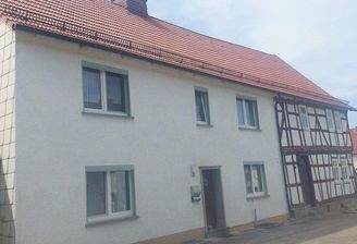 2 Familienhaus + Fachwerkgebäude