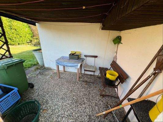 überdachte Terrasse