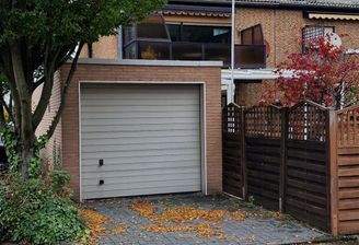 2. Garage rückseitig