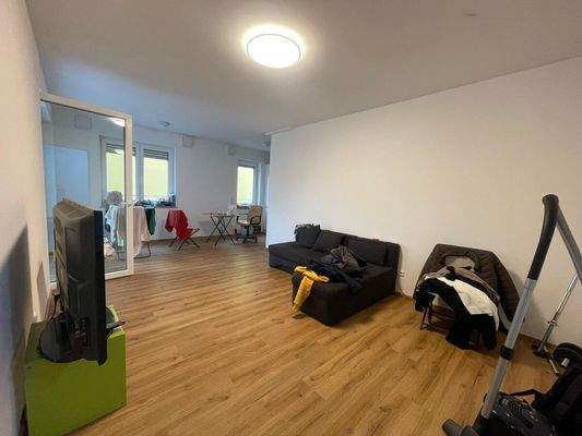 Wohn-Küche-Essbereich