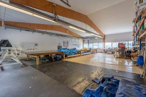 Lübeck Halle, Lübeck Hallenfläche