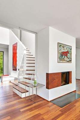 Raumhöhen von ca. 5,5 Meter