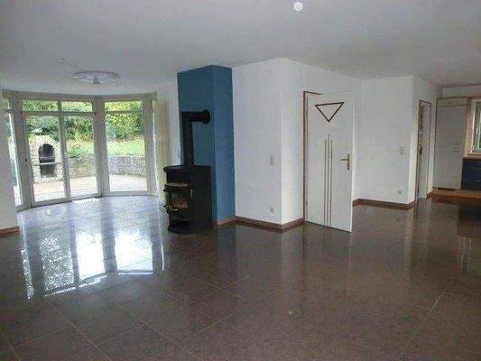 Wohnraum mit Schwedenofen - Haus 1 