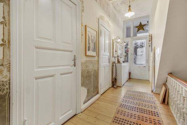 Flur im Hochparterre