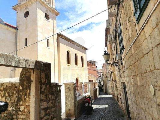  Wohnen im historischen Herzen von Split