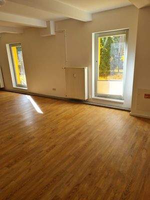 Souterrain Besprechungsraum groß 1.jpg