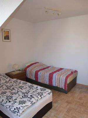 Schlafzimmer Nr. 2 (2.OG)