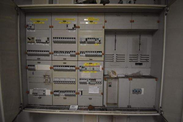 30 Elektroanlage.JPG