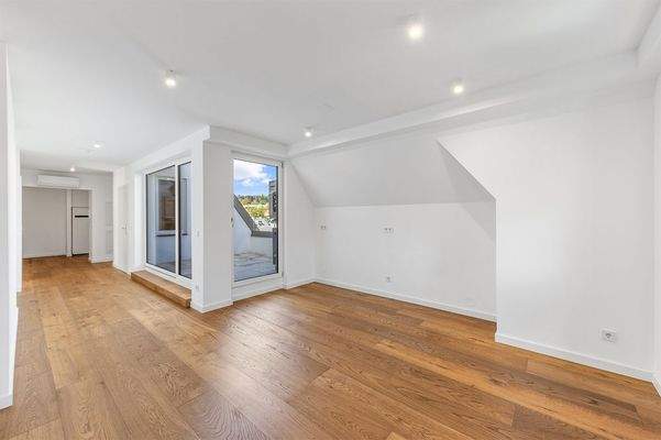 ... mit direktem Zugang auf die Terrasse 