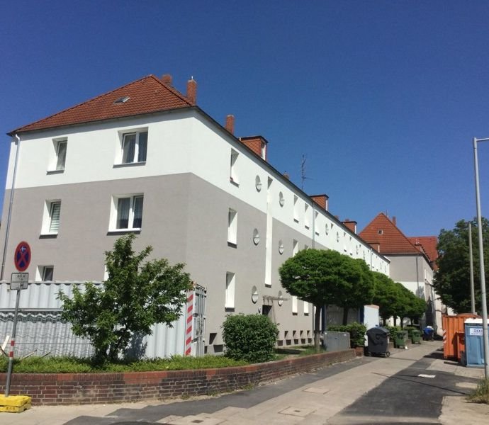 Zentrale Lage in Hannover-Ricklingen! Schöne 2-Zimmer-Wohnung mit Wintergarten
