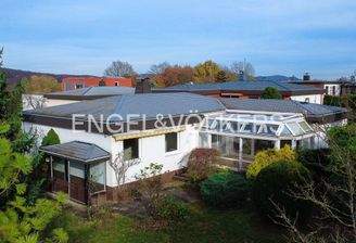 Bungalow mit Wintergarten