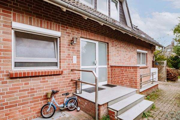 Außenansicht Eingangsbereich