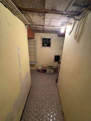 35 Eingang Keller.JPEG