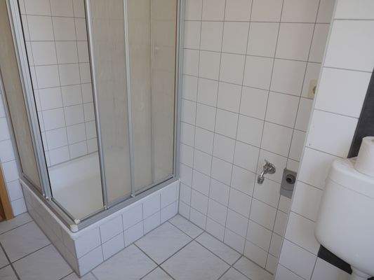 Dusche und WM-Anschluss