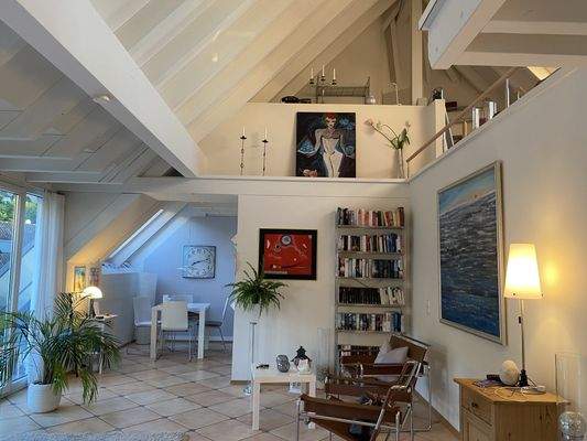 heller Wohnbereich...