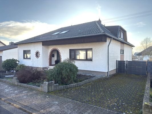 Straßenansicht