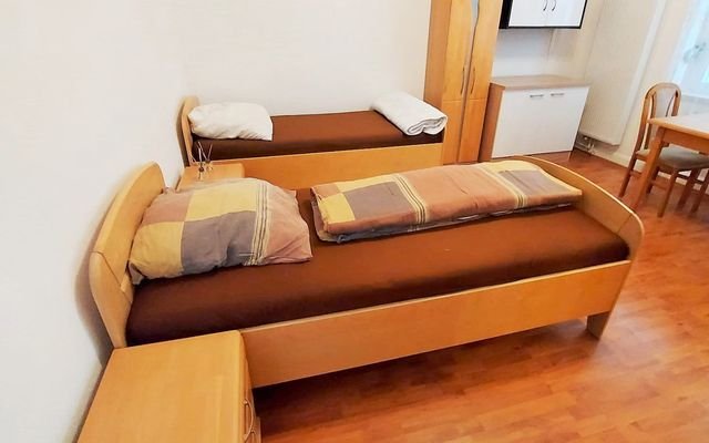 Zimmer übernachten mieten Esslingen urbanbnb 5.jpeg