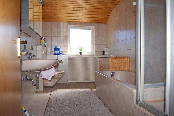 24 Badezimmer OG.JPG